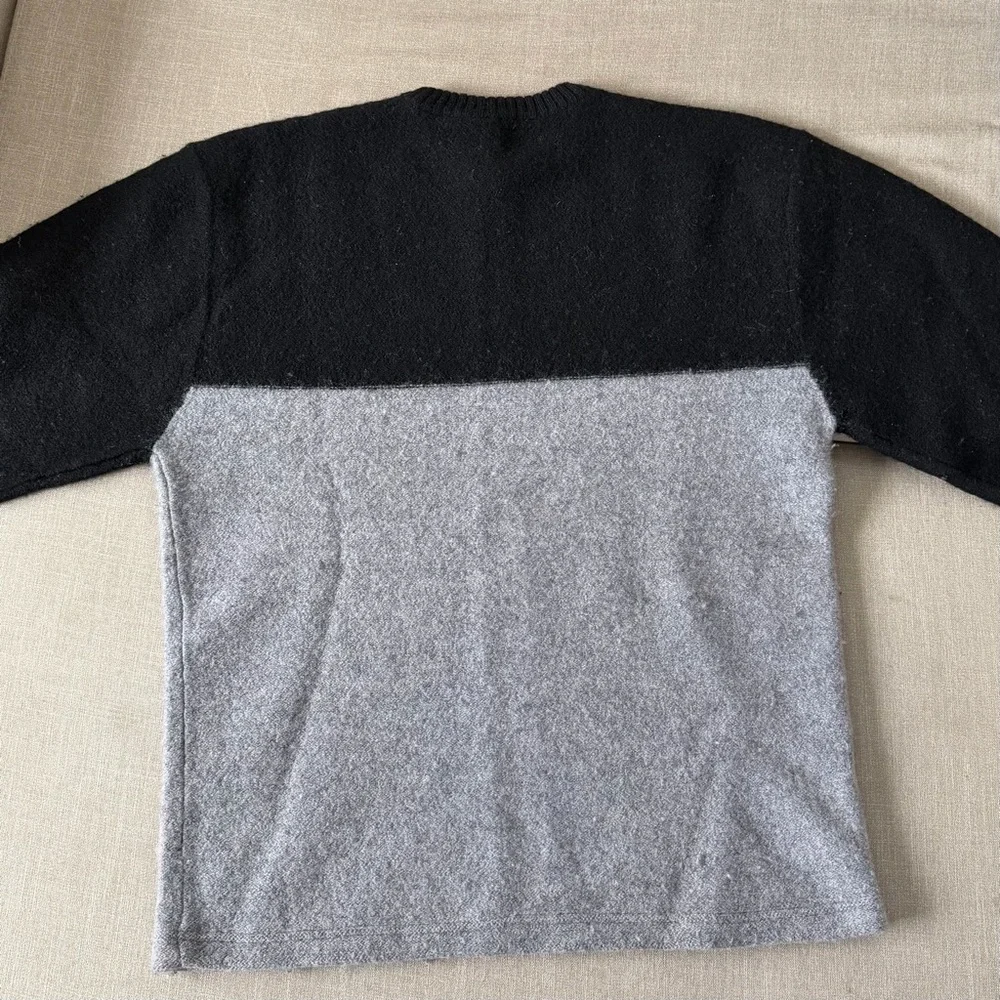 Vintage 90s The North Face Wool Crewneck Sweater Mens Black Gray Colorblock